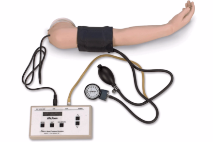 Trenażer do pomiaru ciśnienia krwi u pacjentów pediatrycznych